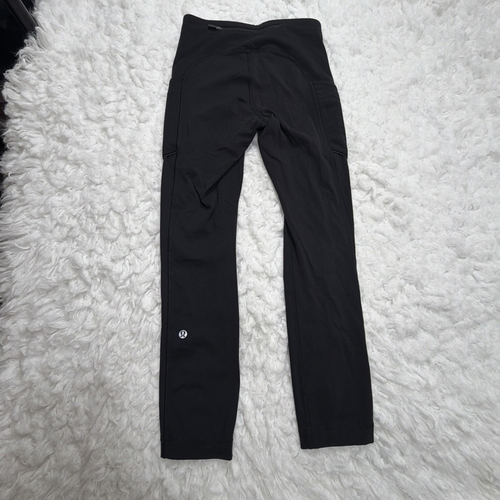 Lululemon Leggings Speed Up Crop Size 2 Black 24" Summer Gym Training Casual EUC